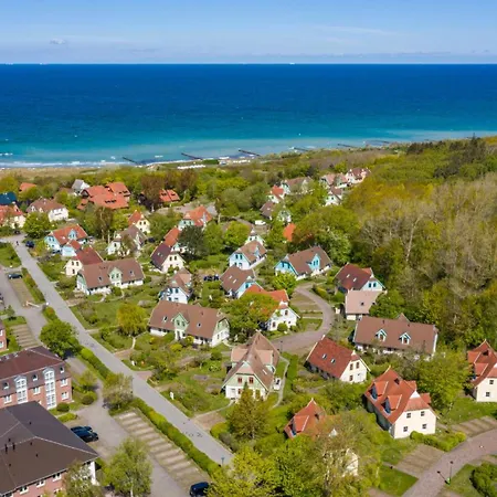 Ferienhaussiedlung Strandperlen Weidenhof 2a * Wustrow (Fischland)