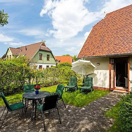 Ferienhaussiedlung Strandperlen Weidenhof 2a * Wustrow (Fischland)